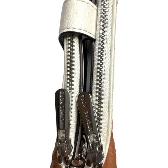 Michael Kors Quilted White Leather Wristlet Wallet - Picture 8 of 16